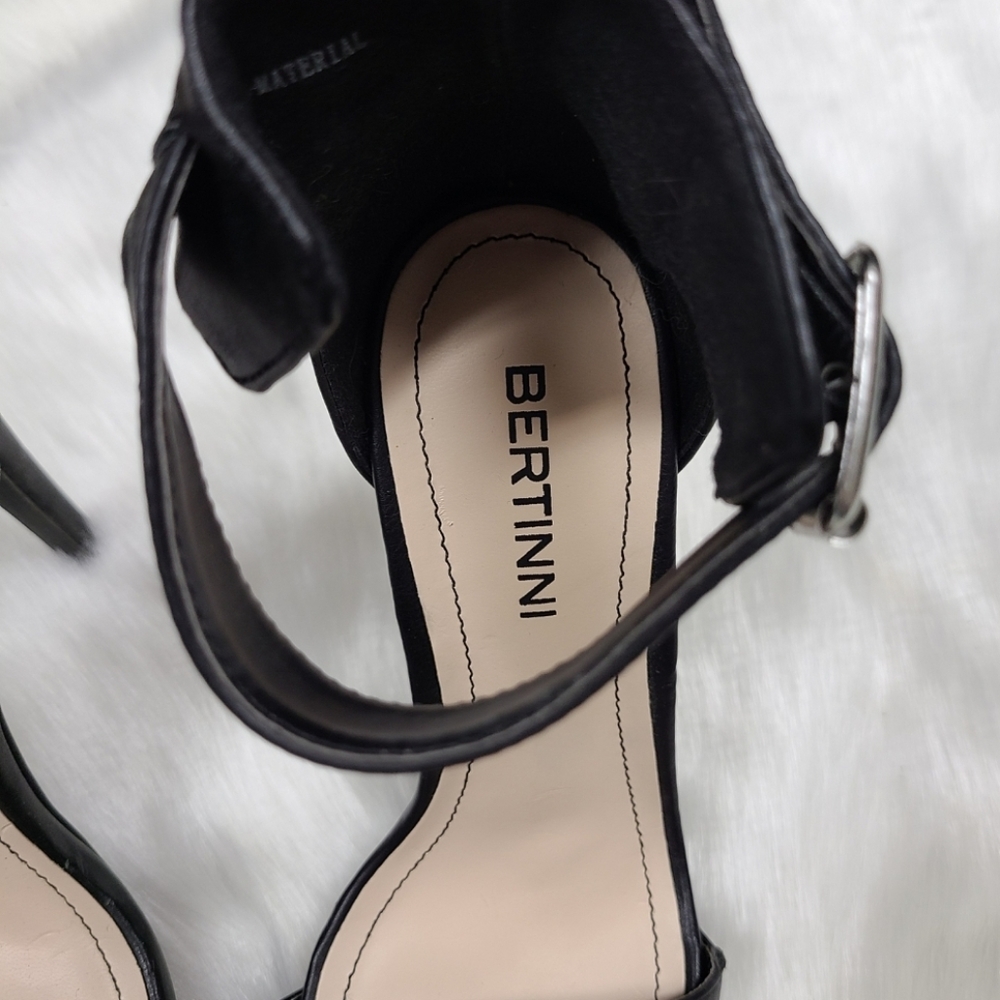 BERTINNI Black Stiletto Heels - Picture 3 of 16